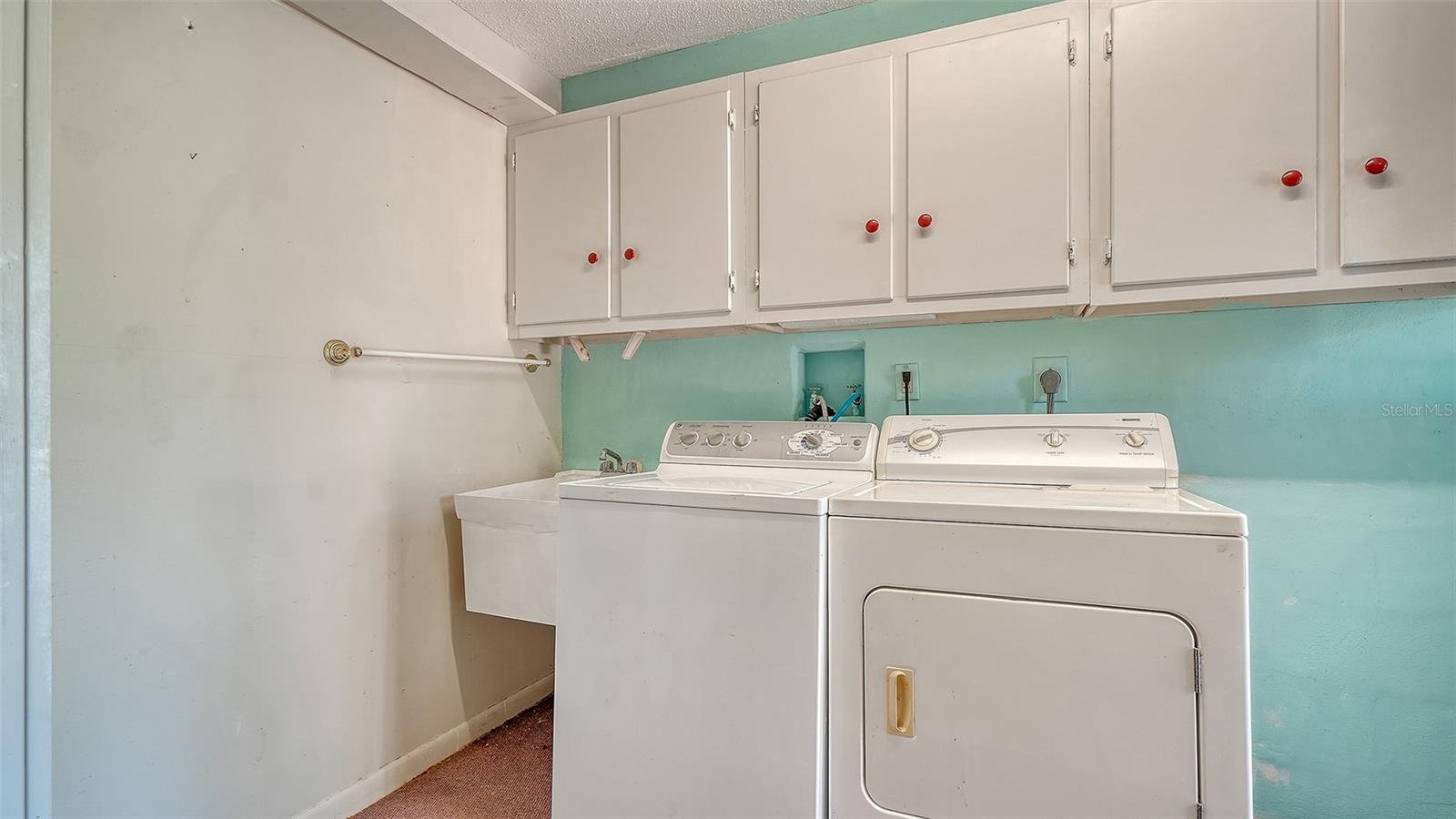 LANDINGS CARRIAGEHOUSE I - Residential