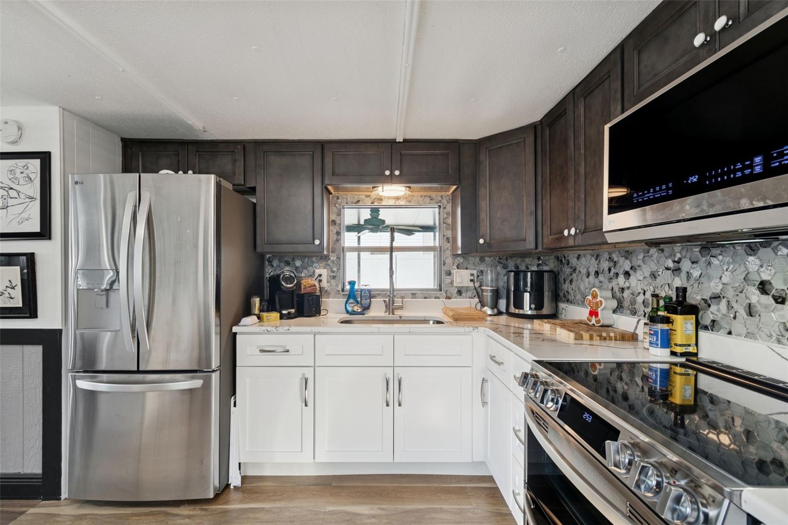 SOUTH BAY PORT - Residential