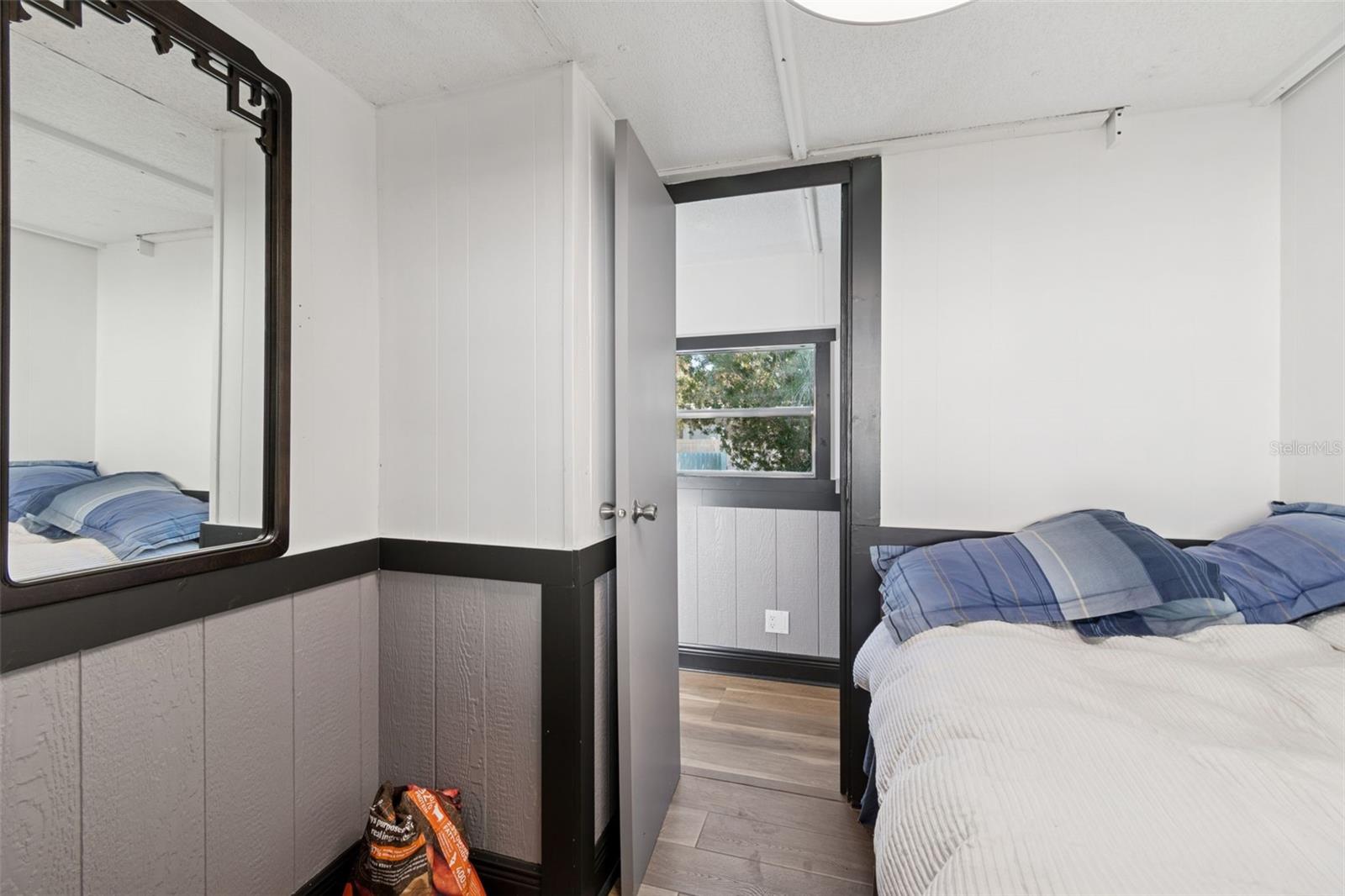 SOUTH BAY PORT - Residential