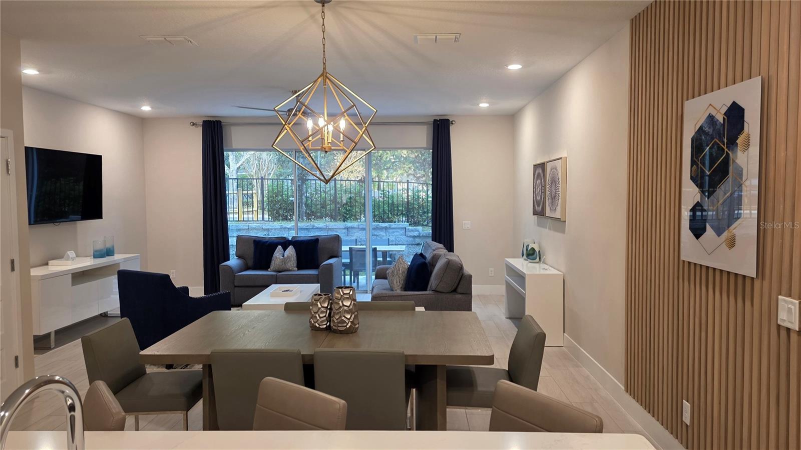 SPECTRUM AT REUNION PH 2 - Residential