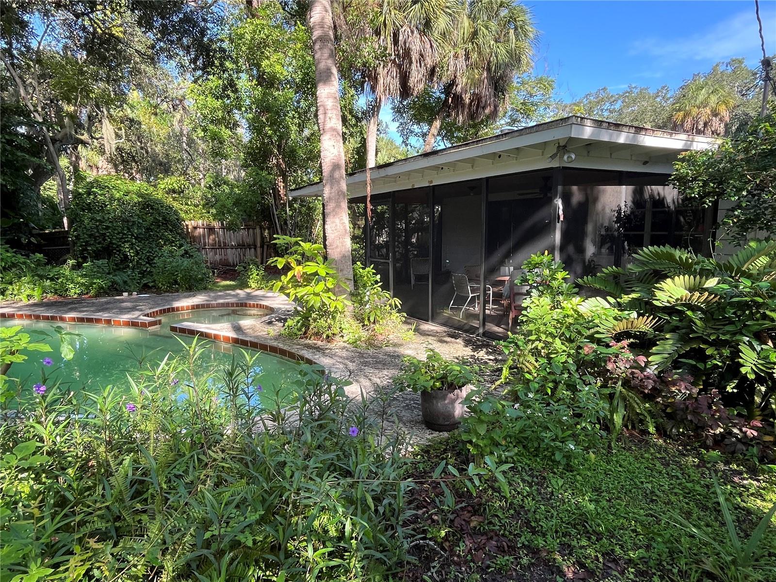 ALFRED PARK - Residential