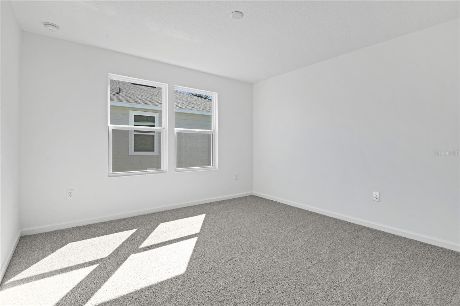 SEASONS AT SHORES OF LAKE DELL - Residential