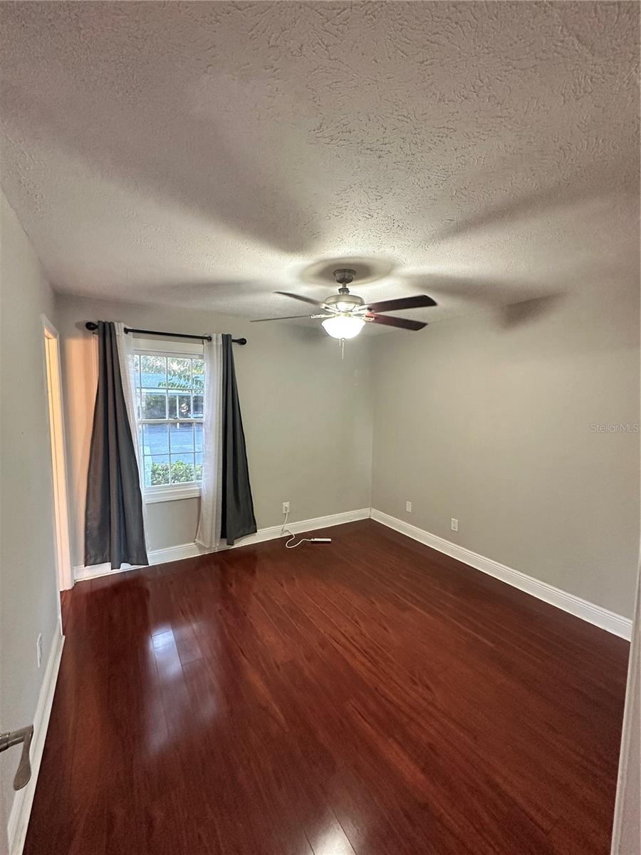 WHISPERING OAKS - Residential Lease