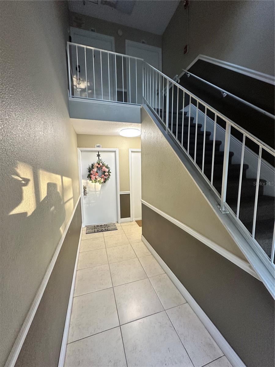 WHISPERING OAKS - Residential Lease