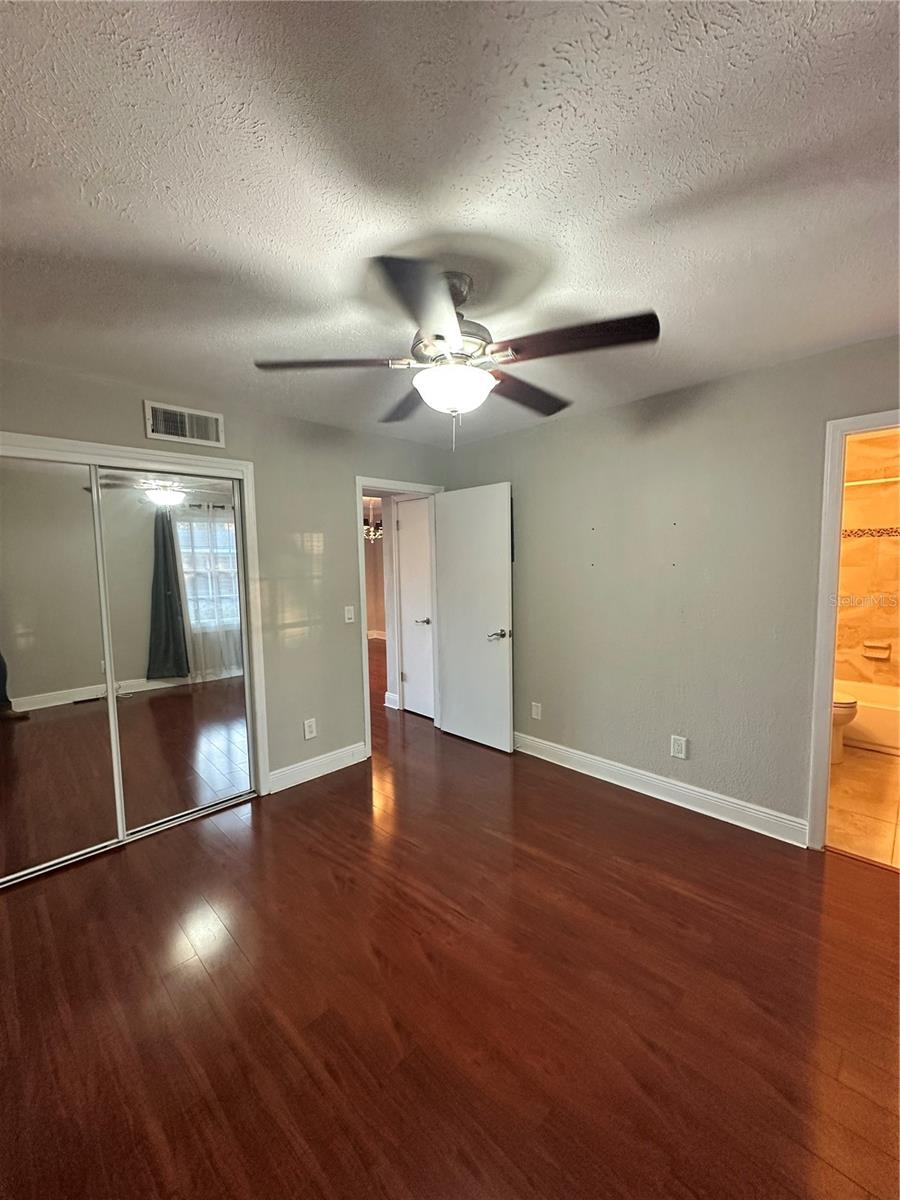 WHISPERING OAKS - Residential Lease