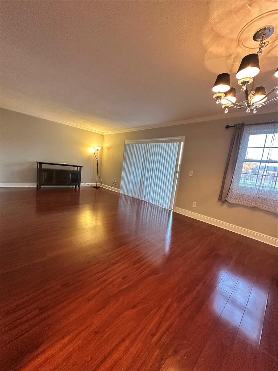WHISPERING OAKS - Residential Lease