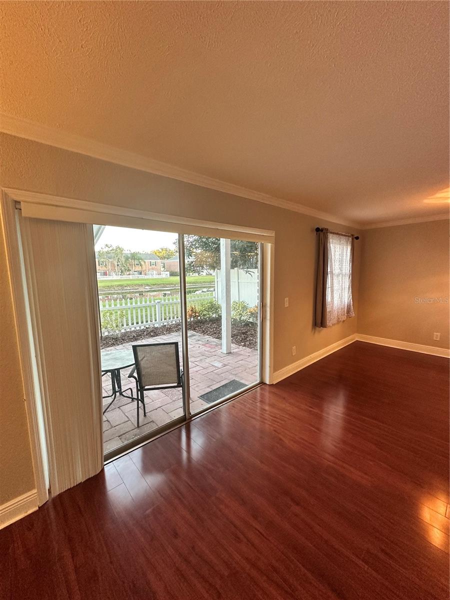 WHISPERING OAKS - Residential Lease