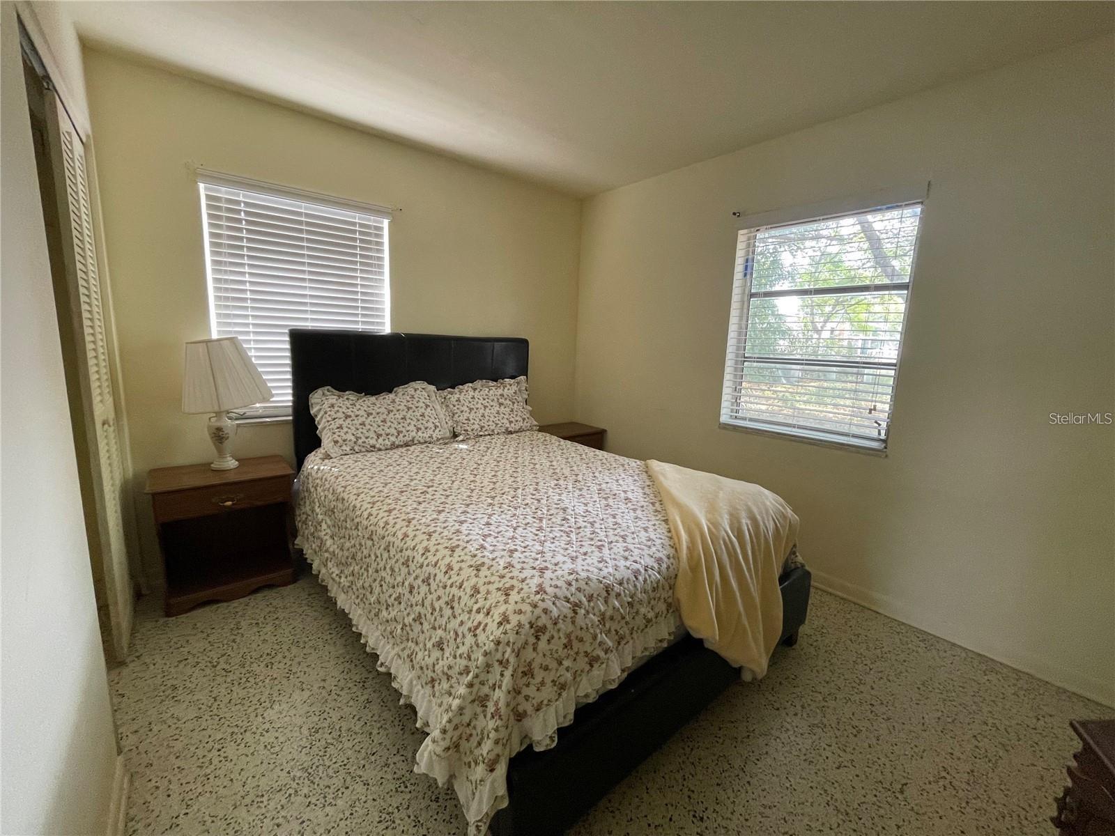 DELTONA LAKES UNIT 74 - Residential Lease