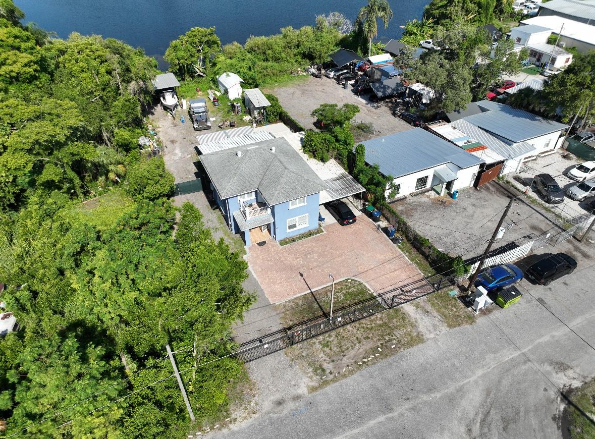 PENNSY PARK - Commercial Sale