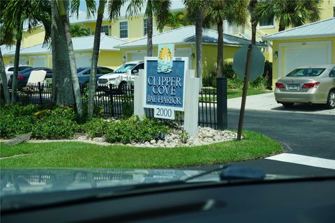 A home in PUNTA GORDA