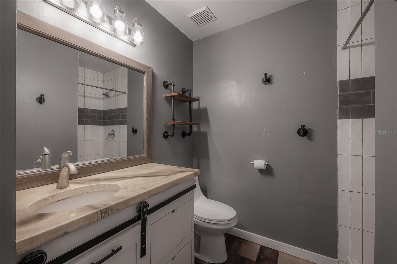 HIDDEN GROVE COURT - Residential