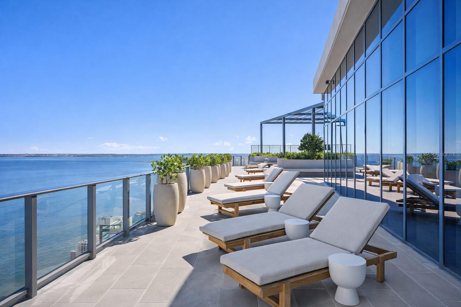 BAYSHORE YSABELLA CONDOMINIUM - Residential Lease