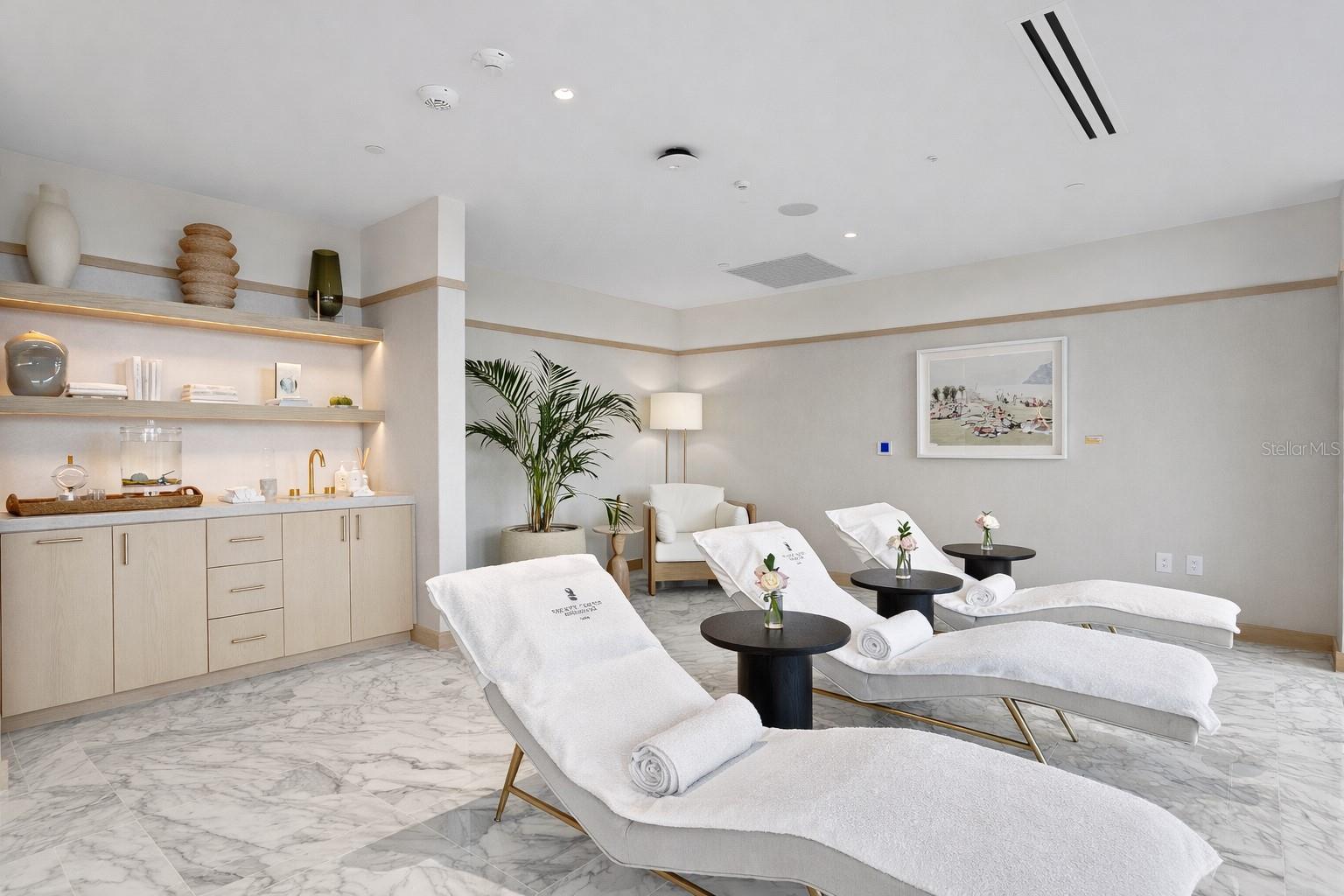 BAYSHORE YSABELLA CONDOMINIUM - Residential Lease