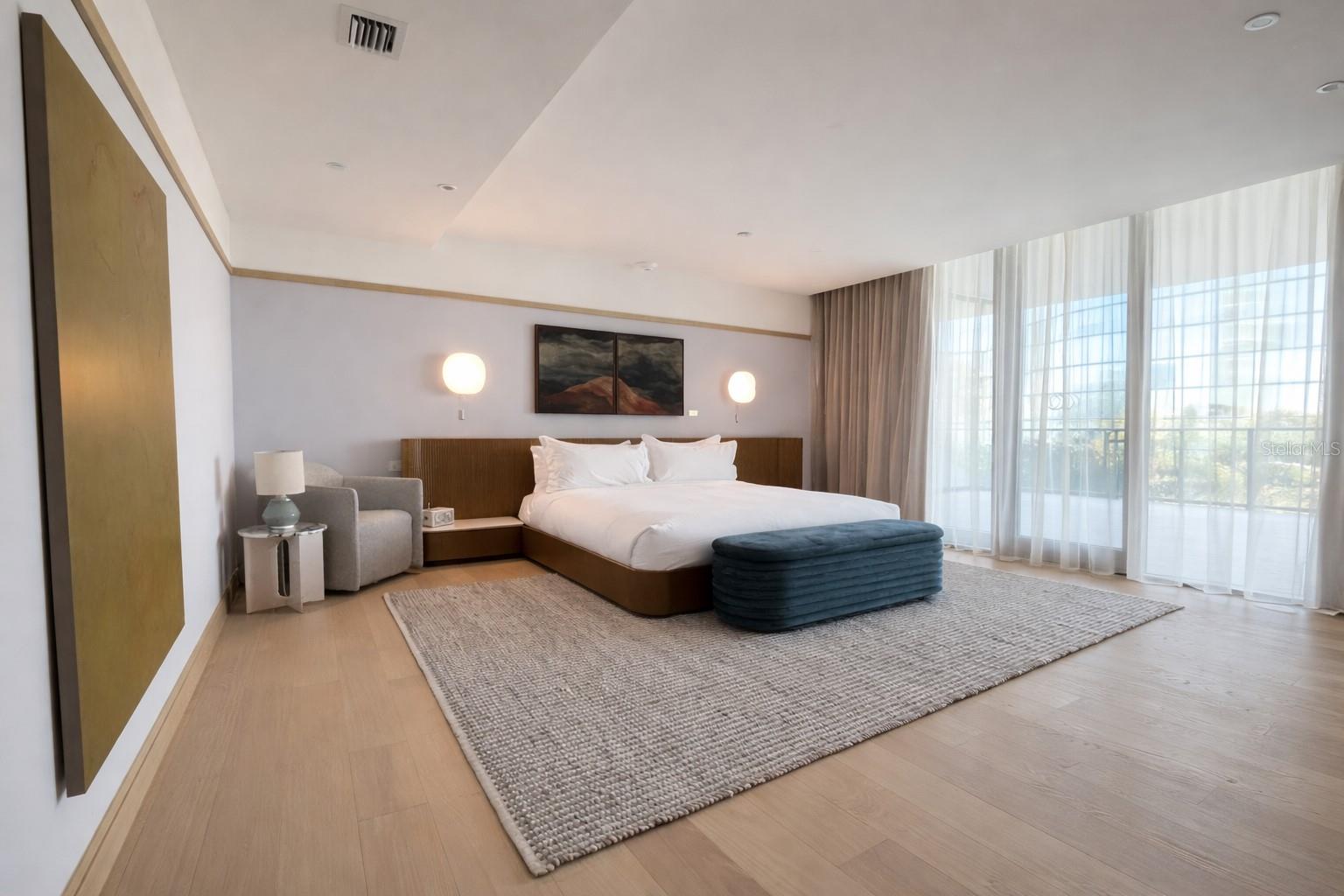 BAYSHORE YSABELLA CONDOMINIUM - Residential Lease