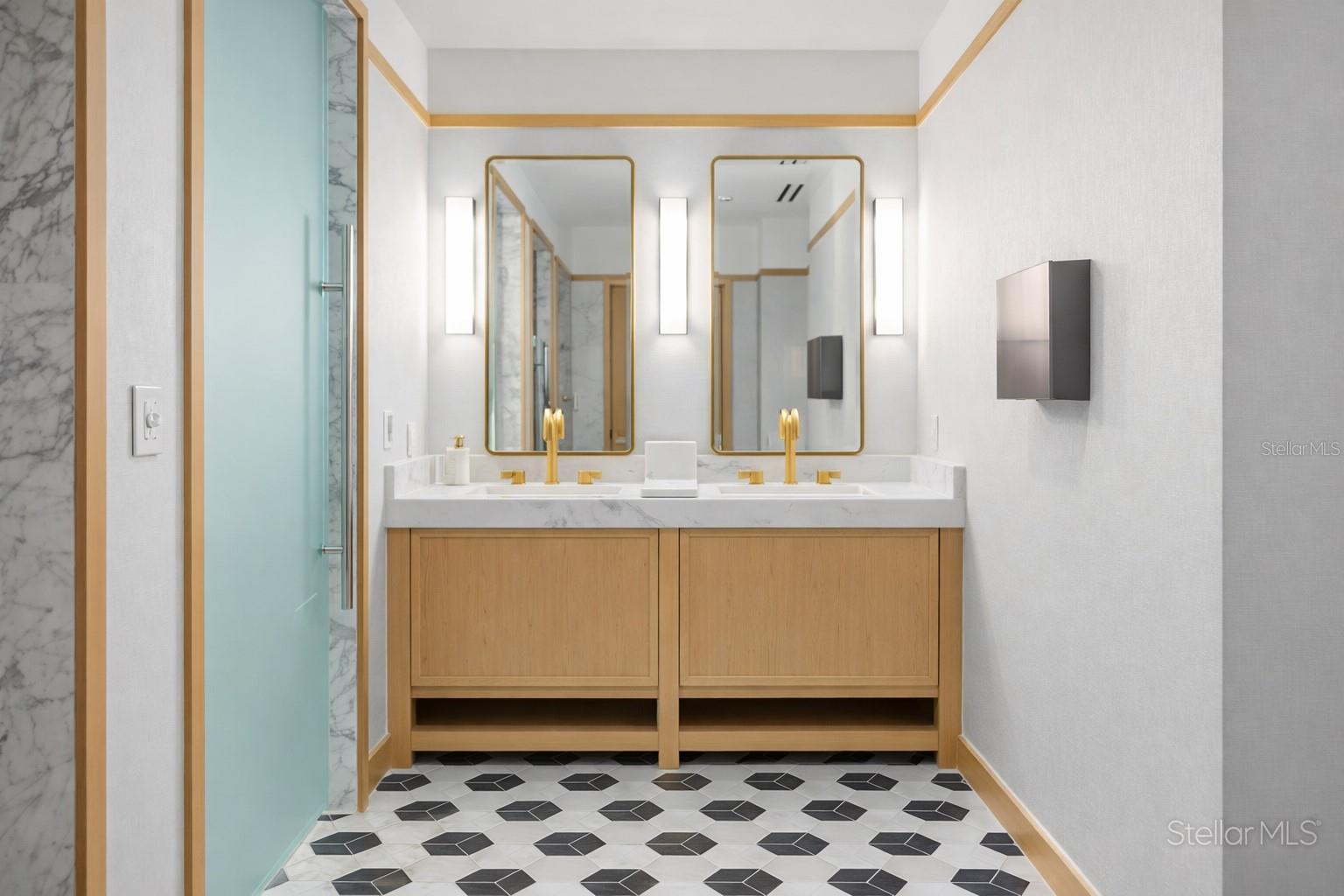 BAYSHORE YSABELLA CONDOMINIUM - Residential Lease