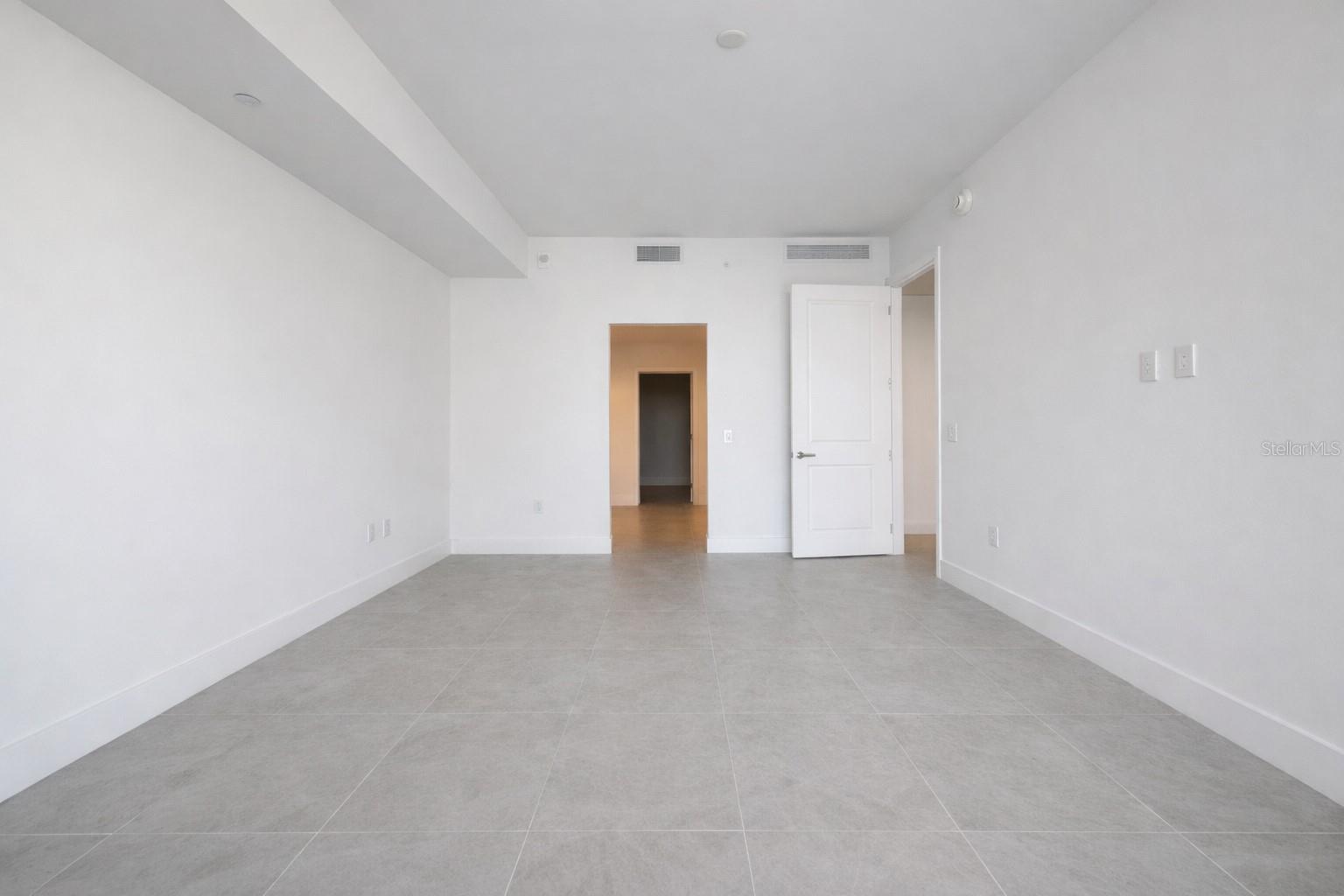 BAYSHORE YSABELLA CONDOMINIUM - Residential Lease