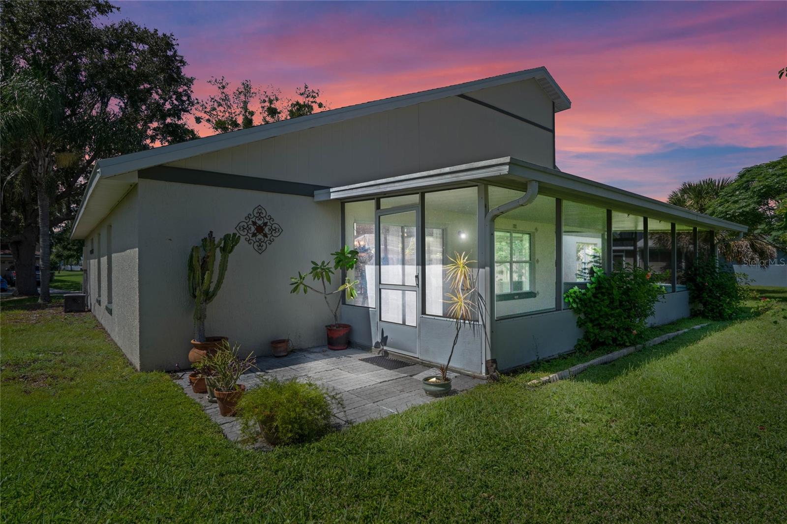 STRAFFORD PARK PH 01 - Residential