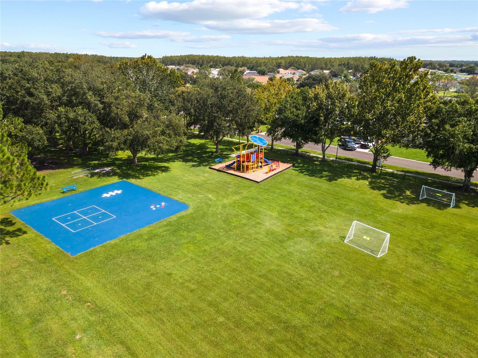 STRAFFORD PARK PH 01 - Residential