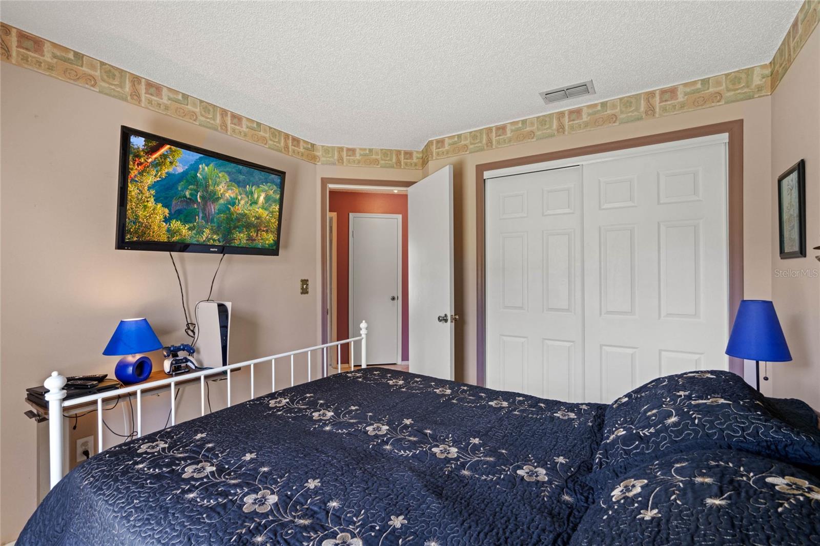 STRAFFORD PARK PH 01 - Residential