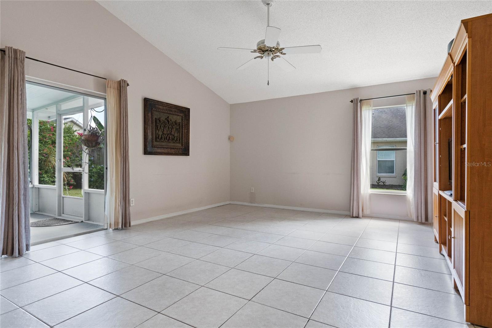 STRAFFORD PARK PH 01 - Residential