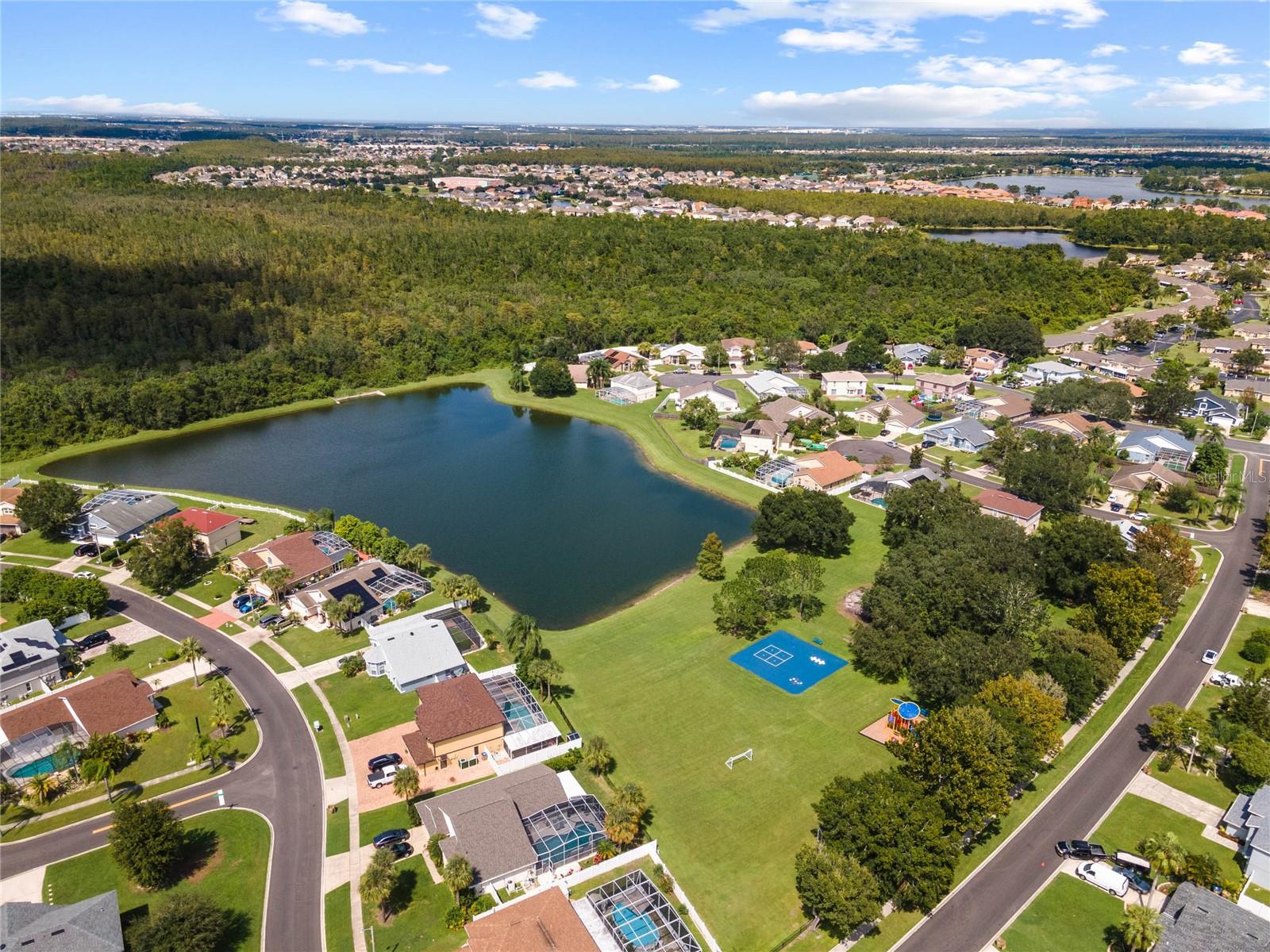 STRAFFORD PARK PH 01 - Residential