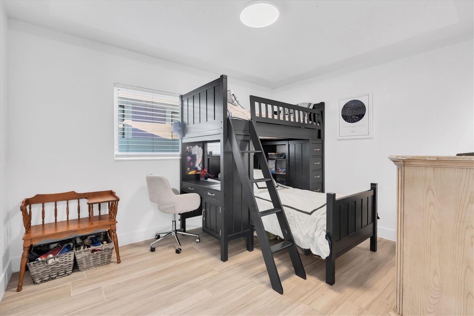 PAGES REP OF MITCHELLS BEACH 2 - Residential Lease