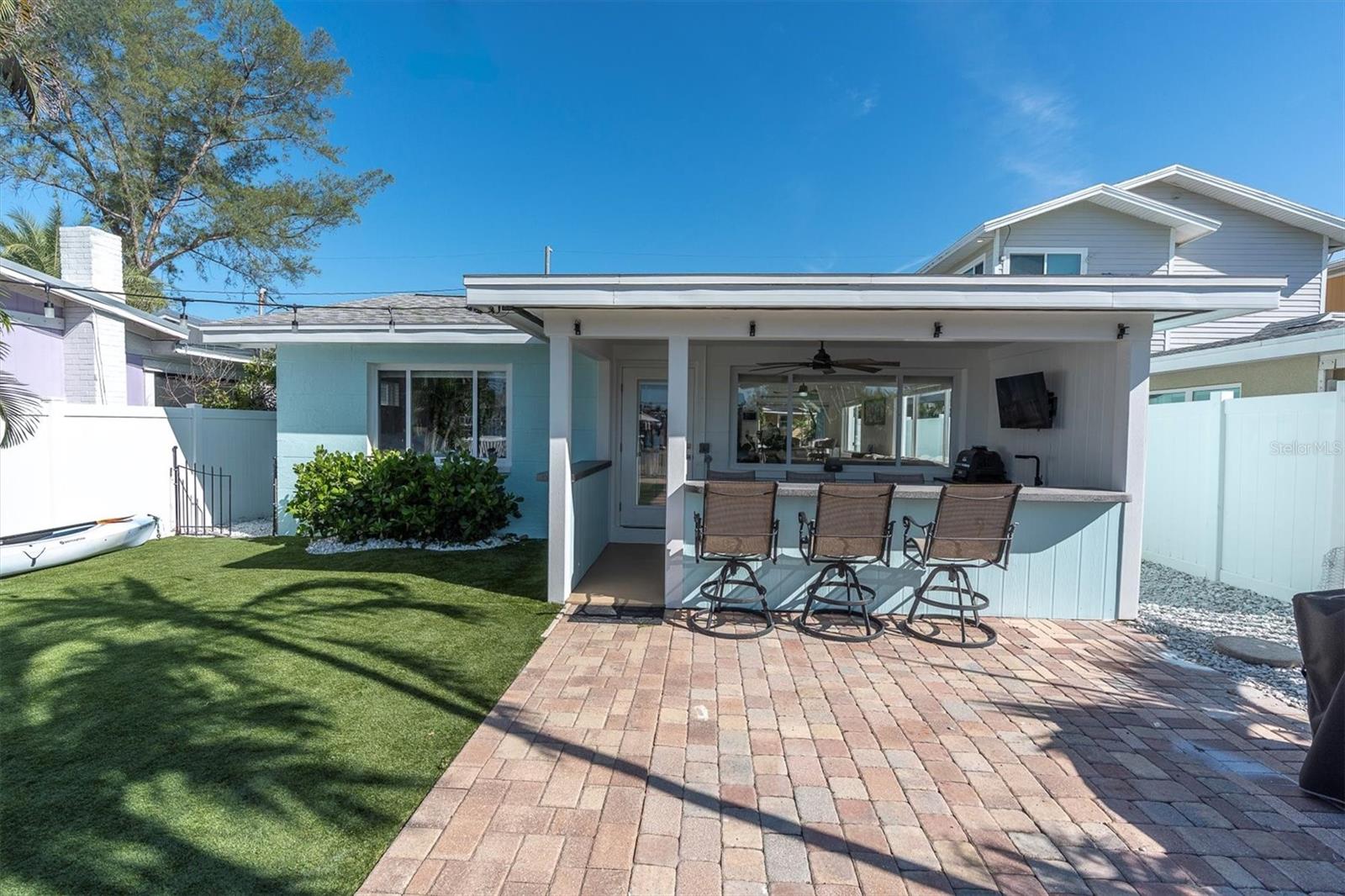 PAGES REP OF MITCHELLS BEACH 2 - Residential Lease