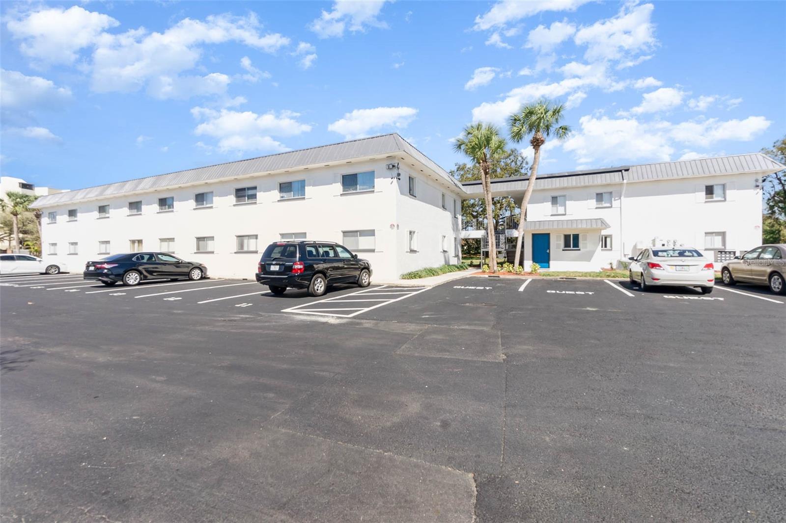 BLOUNT & WHITLEDGE SUB - Residential Lease