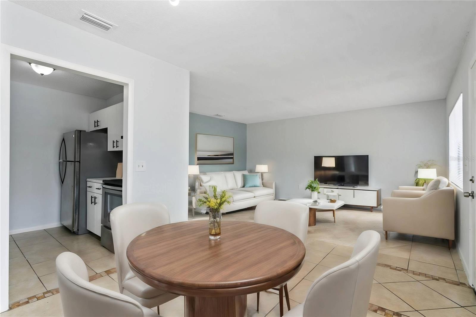 BLOUNT & WHITLEDGE SUB - Residential Lease