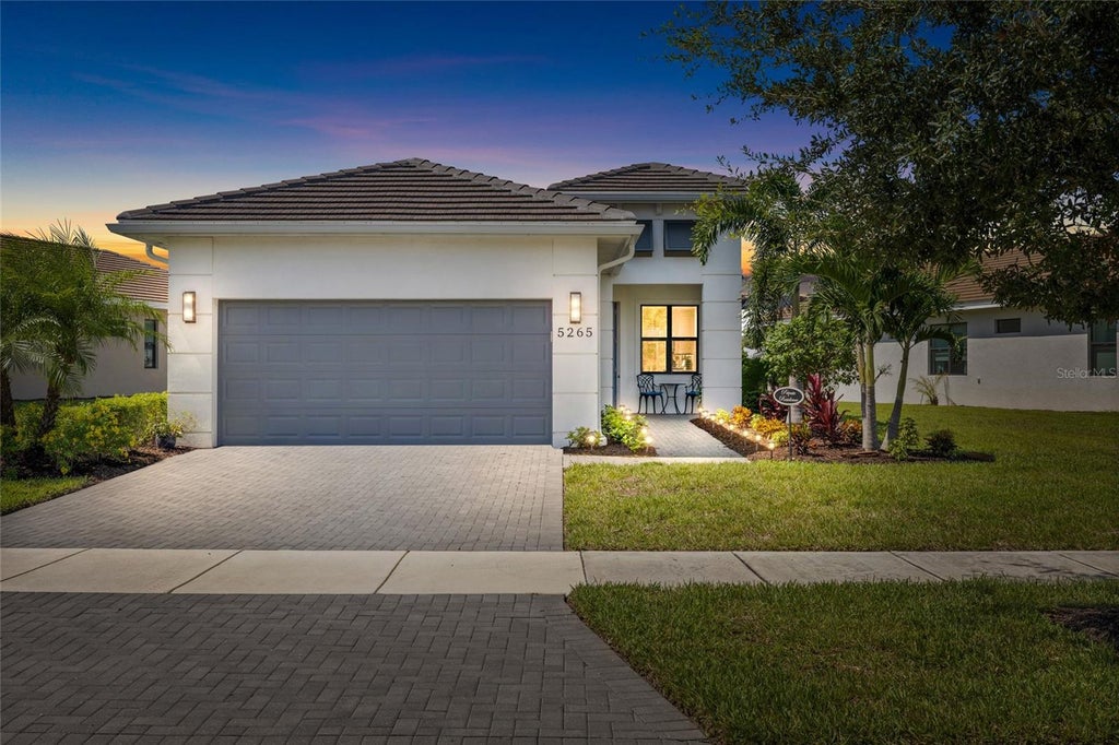 Photo of 5265 Barnett Circle, Lakewood Ranch, FL 34211 (MLS # A4707944)