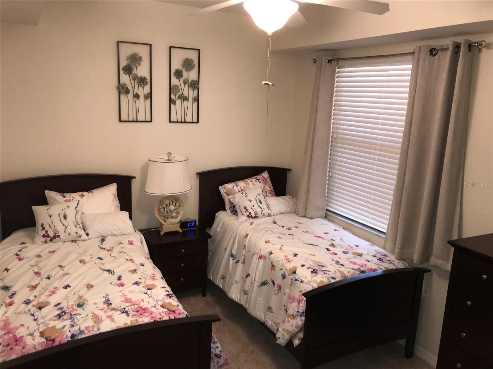 GRAND ESTUARY V RVR STD PH1 OR2396/6779 - Residential Lease