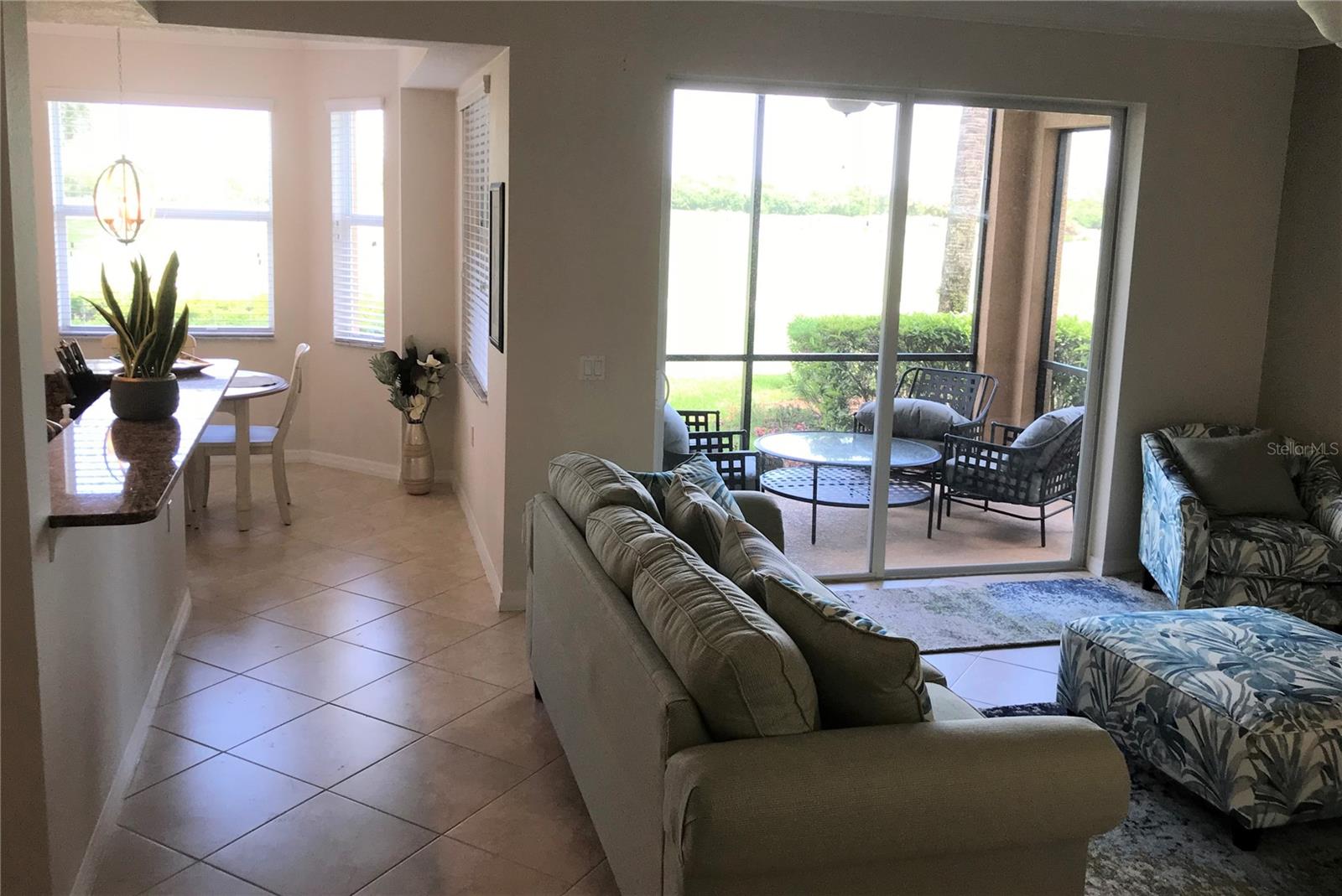 GRAND ESTUARY V RVR STD PH1 OR2396/6779 - Residential Lease