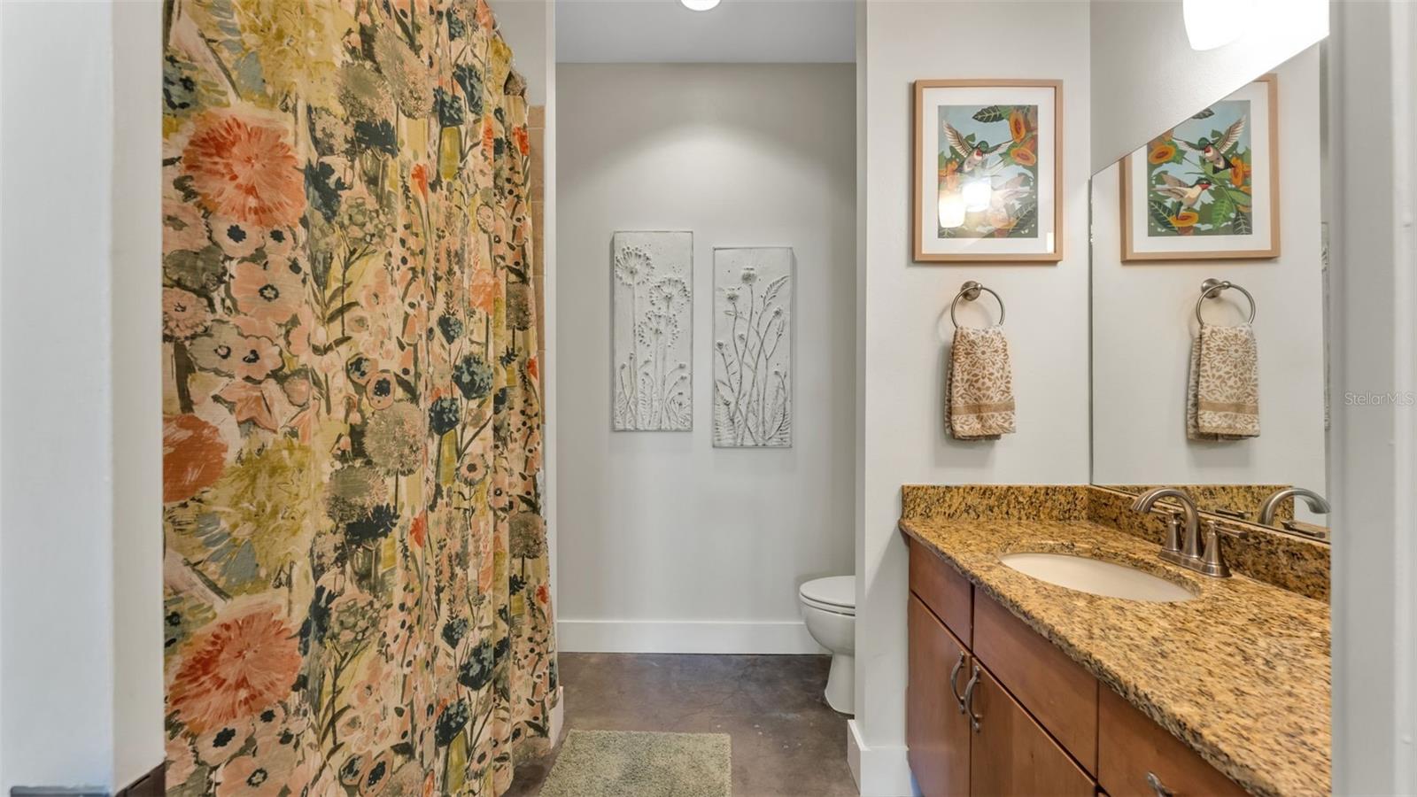 LOFTS ON PARK CONDO - Residential