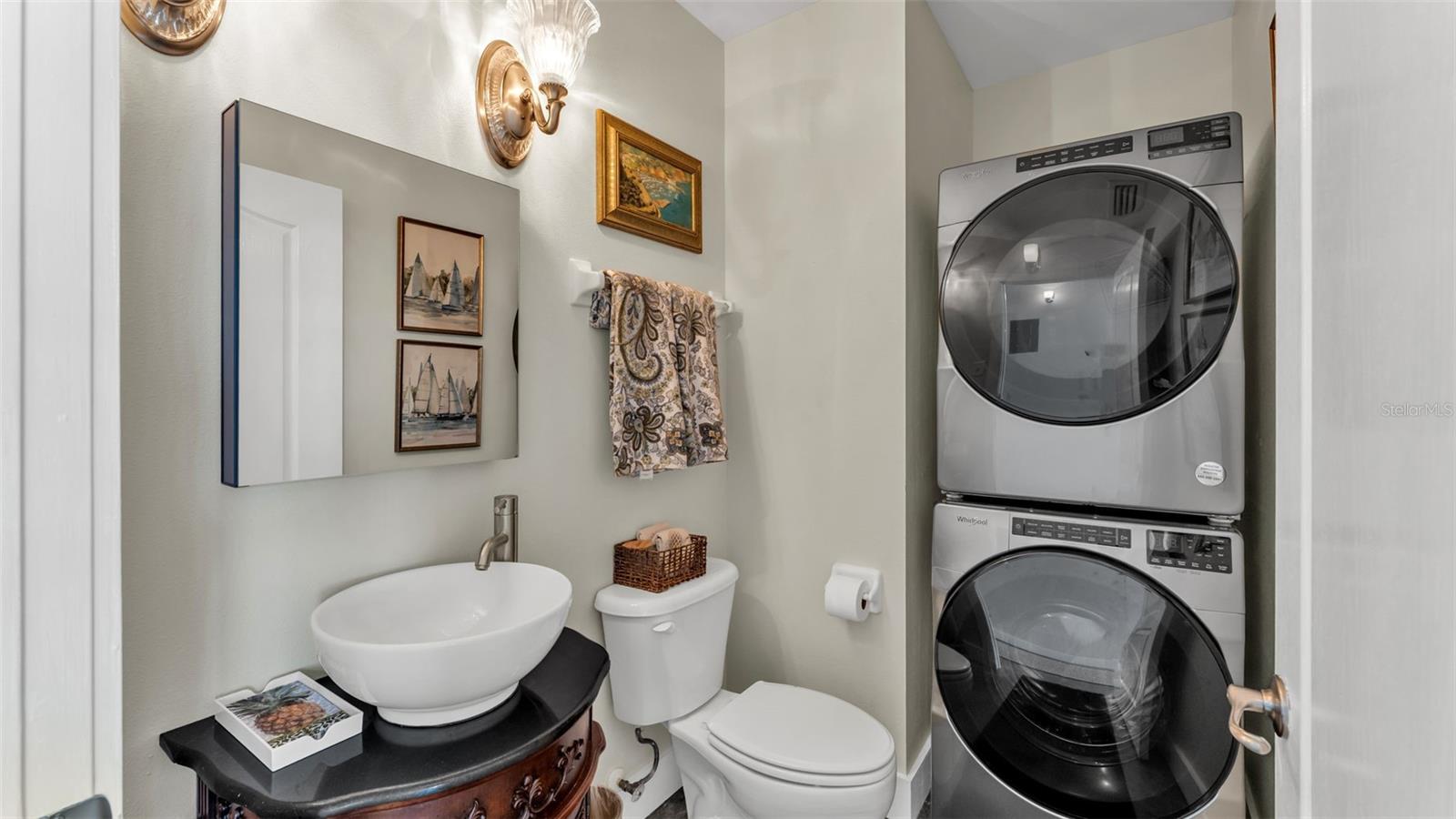 LOFTS ON PARK CONDO - Residential