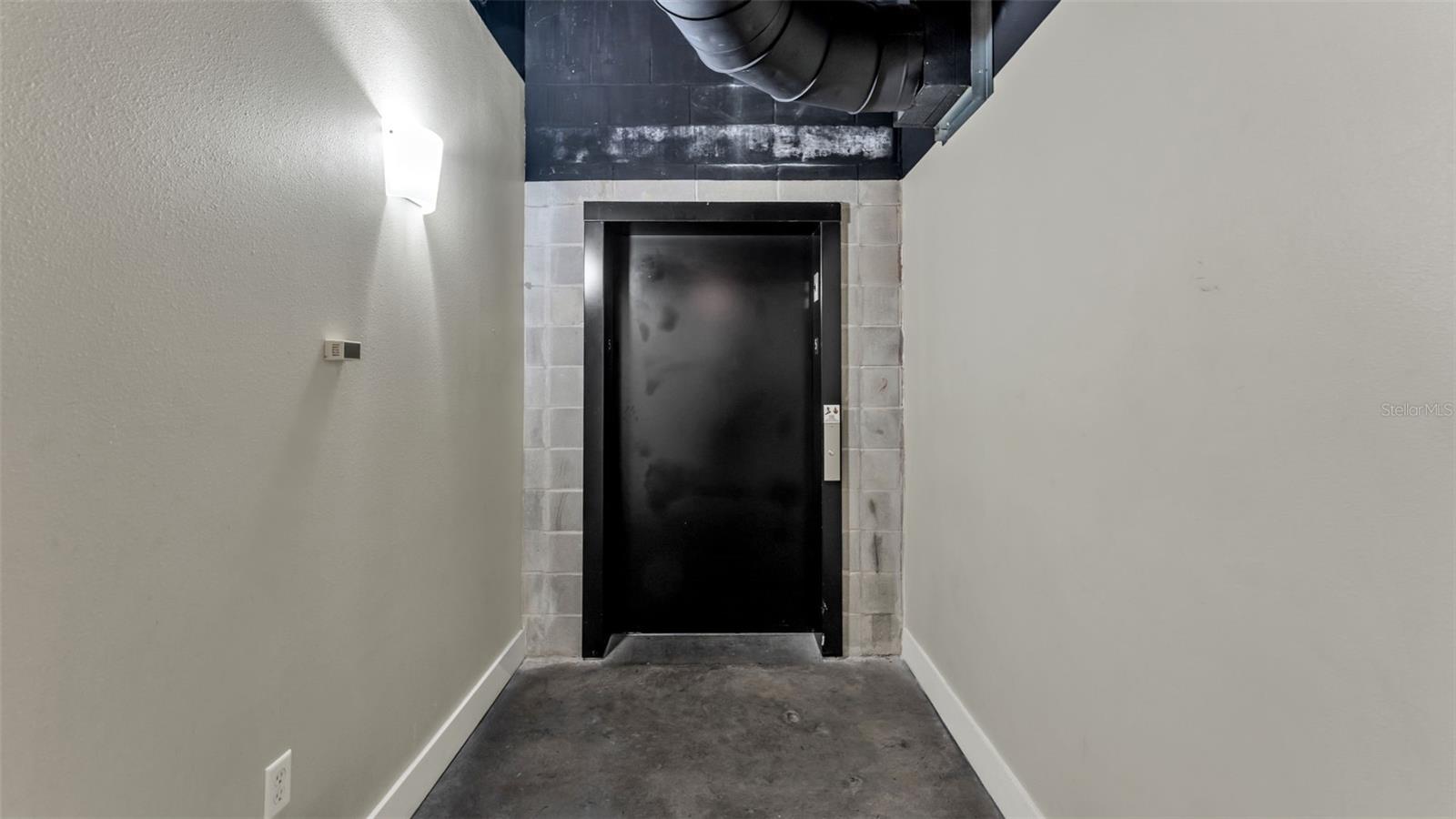 LOFTS ON PARK CONDO - Residential