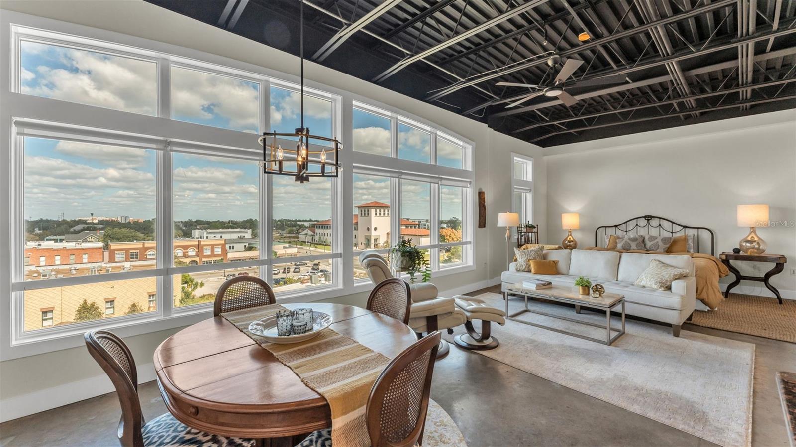 LOFTS ON PARK CONDO - Residential