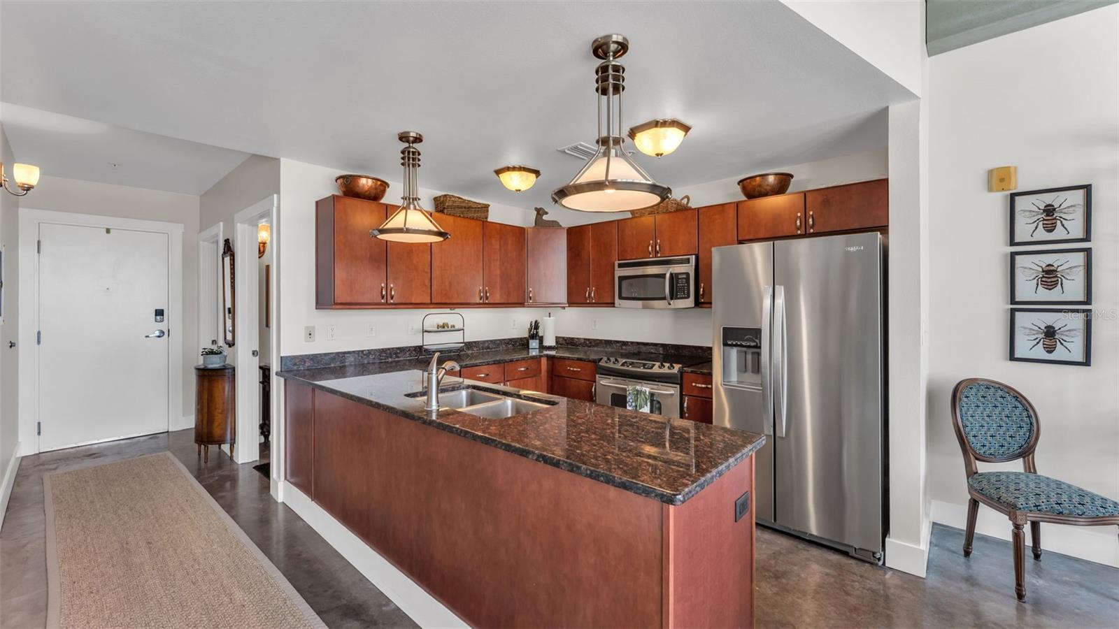 LOFTS ON PARK CONDO - Residential