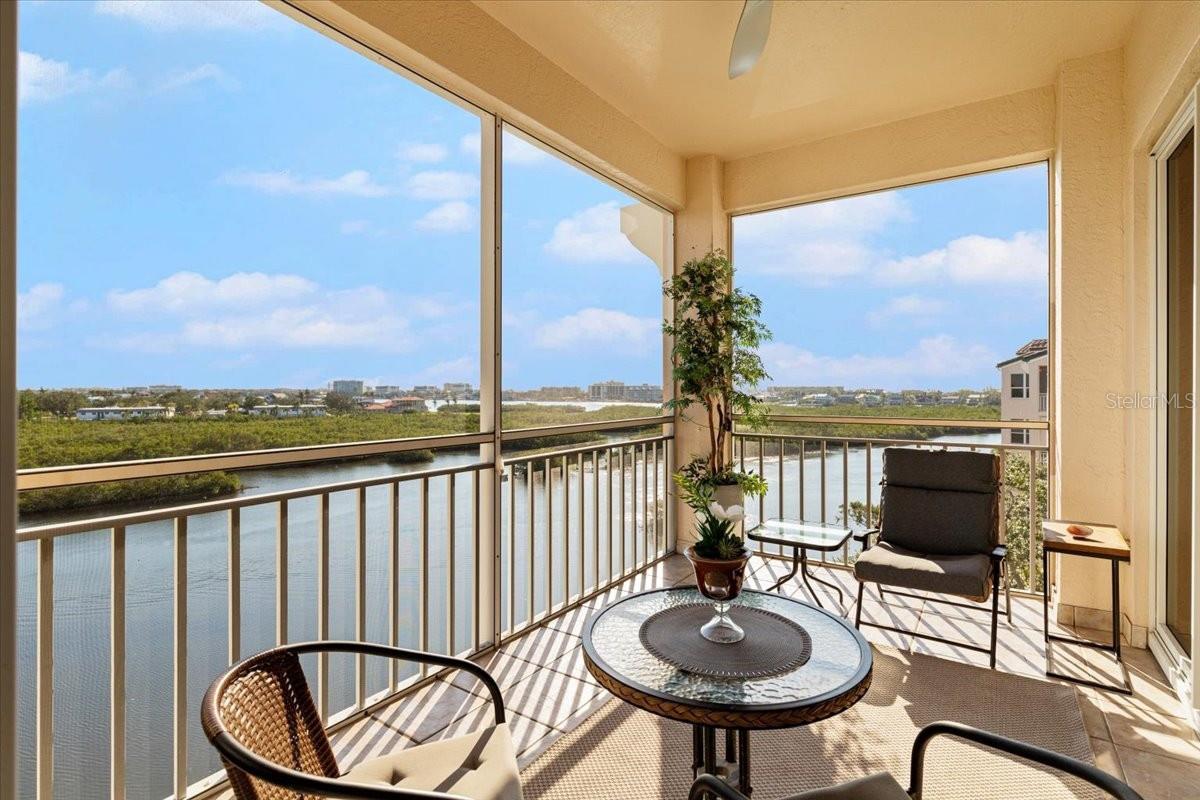 EAGLES POINT AT THE LANDINGS 4 - Residential