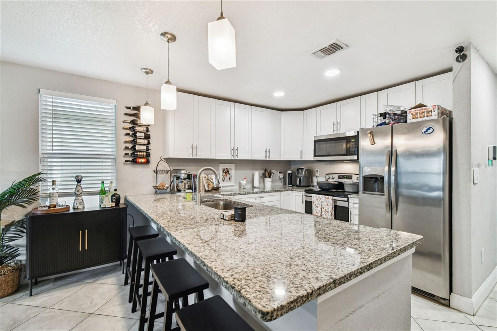 LA CARBAYERA - Residential Lease