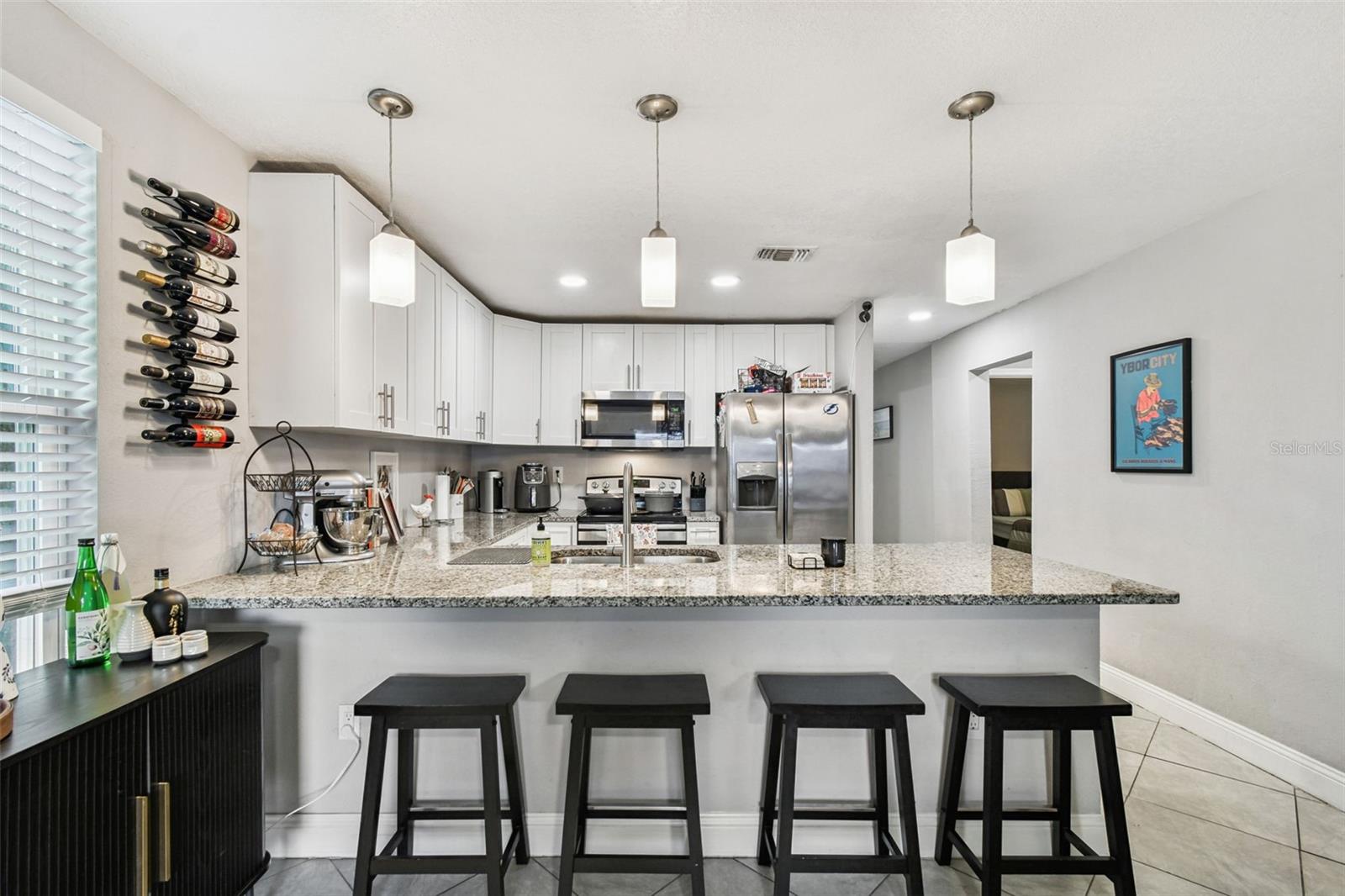 LA CARBAYERA - Residential Lease