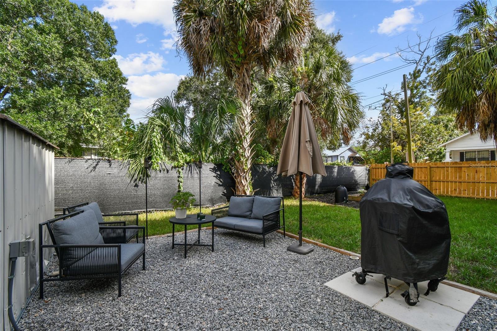 LA CARBAYERA - Residential Lease
