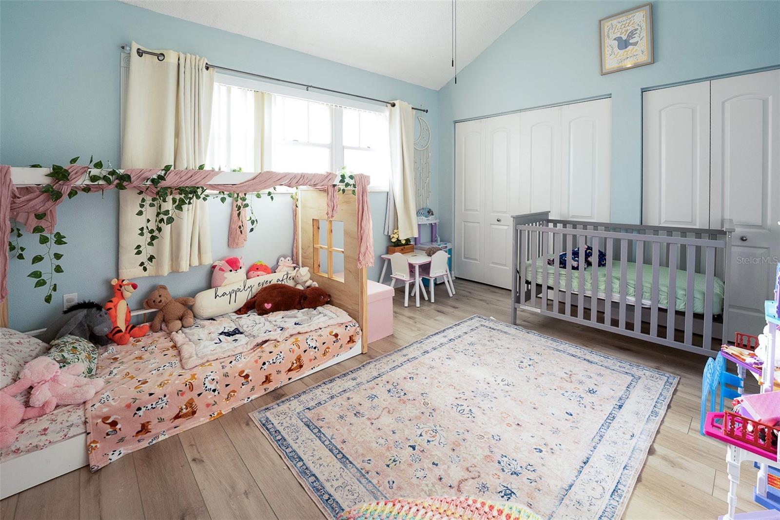 DOLLY BAY A VILLAGE ON LAKE TARPON - Residential