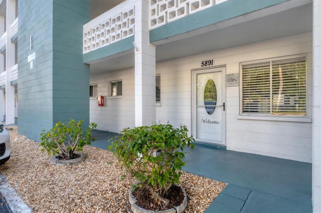 Photo of 5891 Welcome Road #I6, Bradenton, FL 34207 (MLS # A4657117)