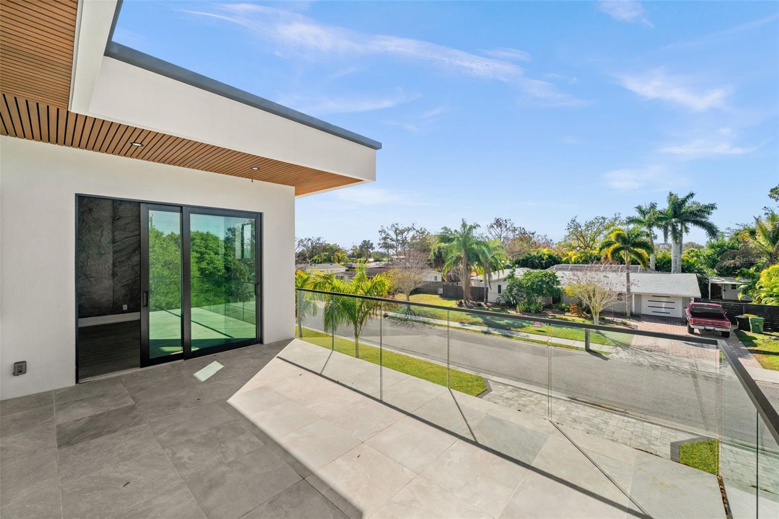 SOUTH GATE - Residential