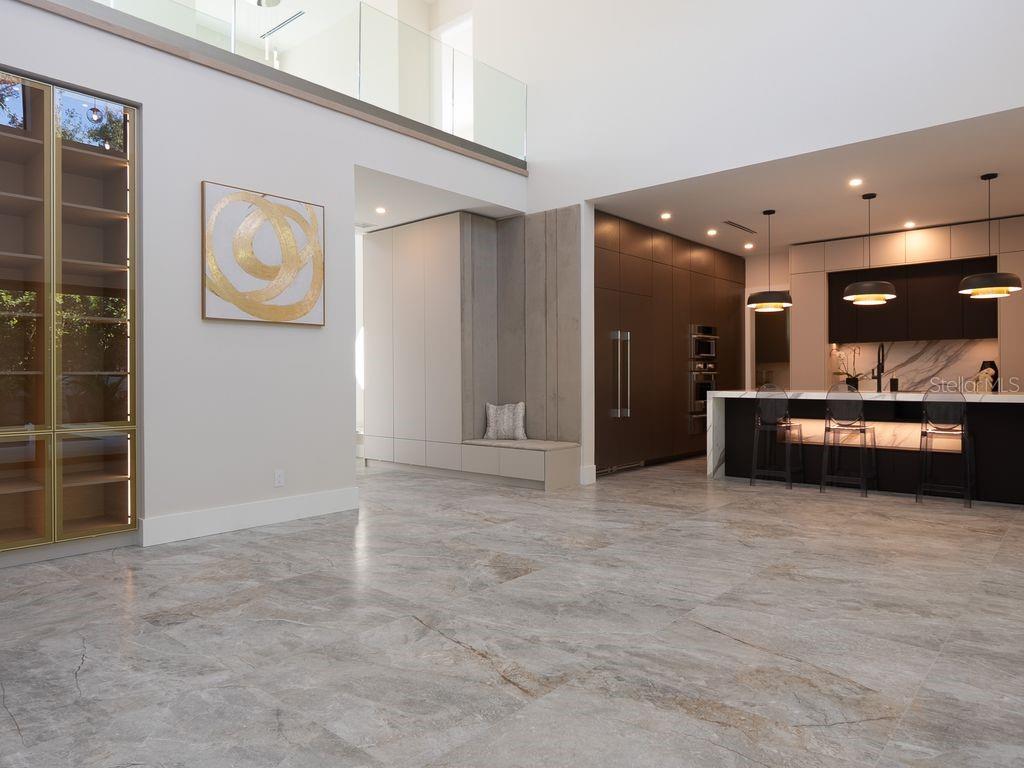 SOUTH GATE - Residential