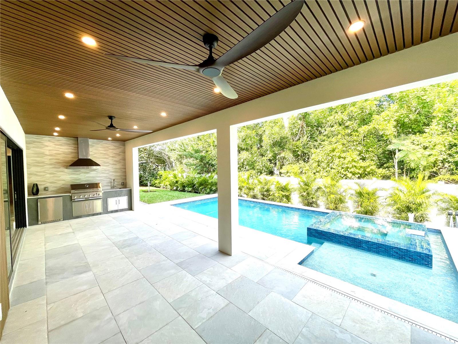 SOUTH GATE - Residential