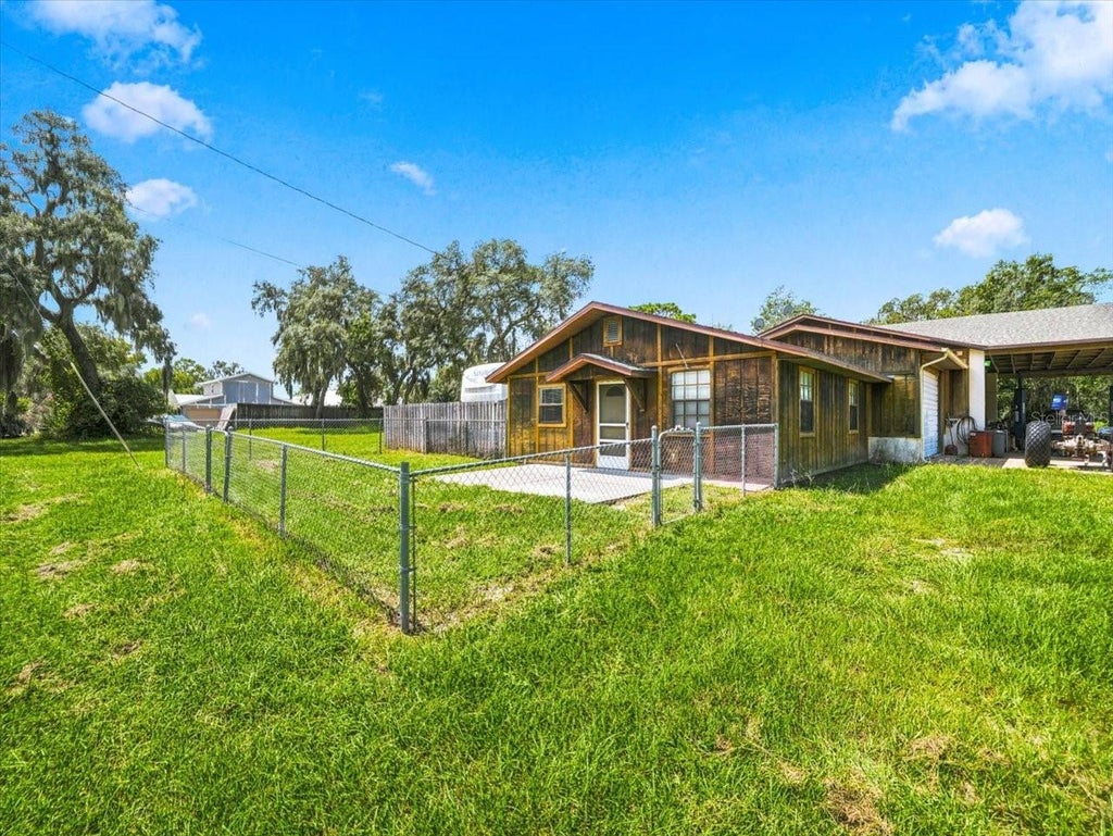 Photo of 12823 Buckeye Drive, Hudson, FL 34669 (MLS # W7889072)