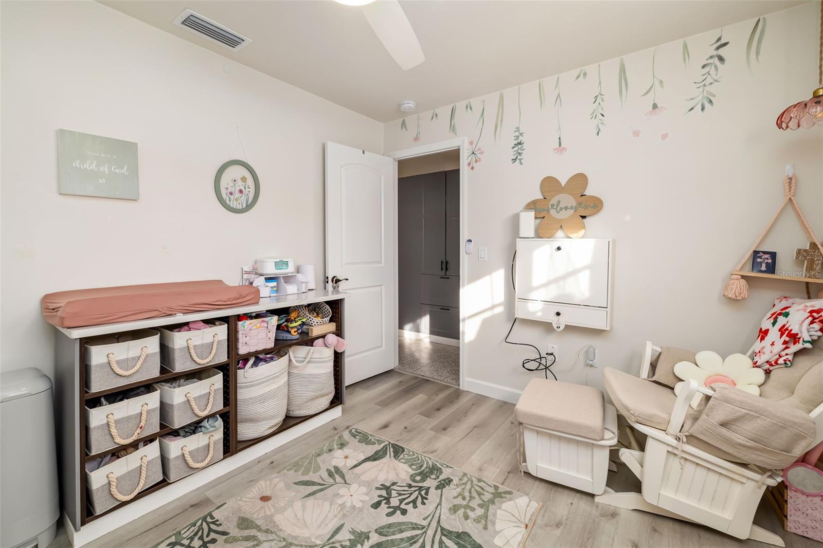 VILLAGE GARDENS PH 1 - Residential