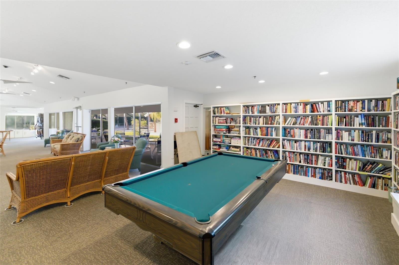 VILLAGE GARDENS PH 1 - Residential