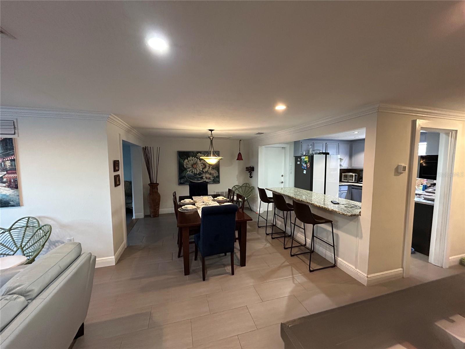 JASMINE LAKES - Residential Lease